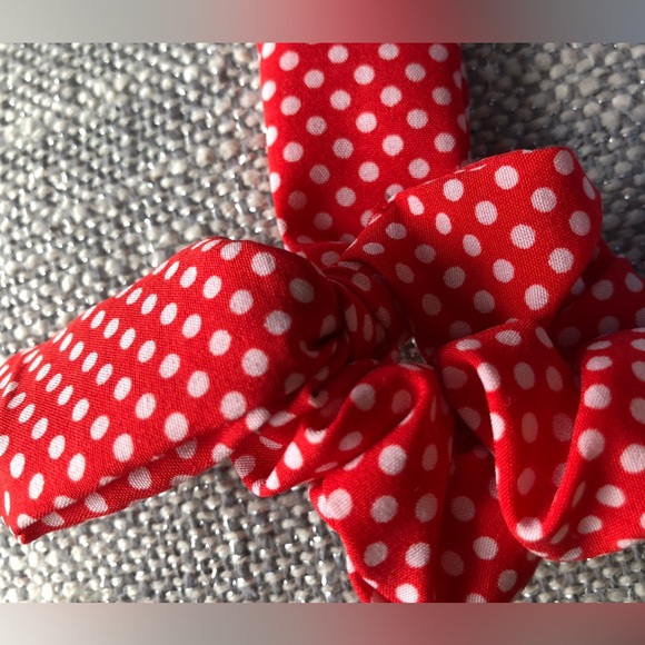 NWT - SCrunchies - Picture 4 of 4